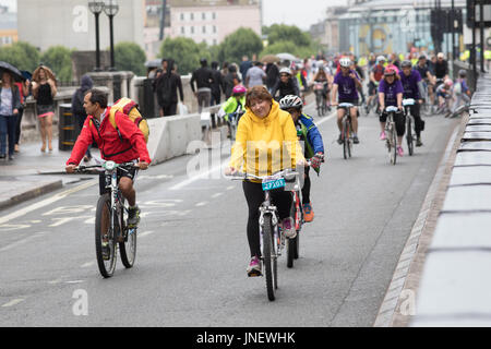 London, UK. 29th July, 2017. The Prudential ride in London a woman on the ride Credit: Brian Southam/Alamy Live News