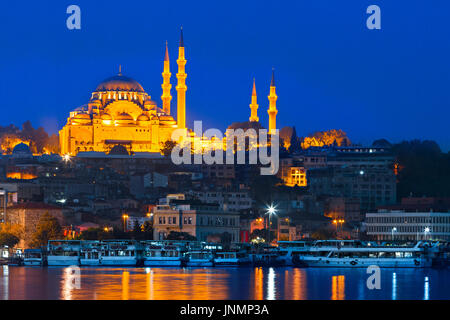 Suleymaniye Mosque at the twilight, Istanbul, Turkey. Stock Photo