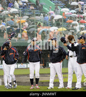 Tokyo, Japan. 04th Dec, 2021. Former Boston Red Sox right-hander Daisuke  Matsuzaka (L) shakes hands with retired baseball star Ichiro Suzuki at his  retirement ceremony held at the Seibu Lions' fan appreciation