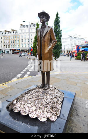 Statue Of Bela Bartok A Hungarian Composer By Imre Varga, Onslow Square, South Kensington, London, UK Stock Photo