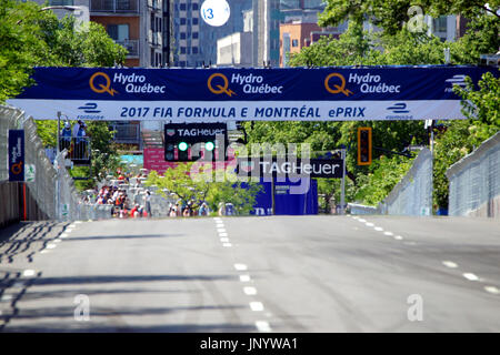 Montreal, Canada. 30th July, 2017. Starting grid of the 2017 Formula E on Rene-Levesque boulevard. Credit:Mario Beauregard/Alamy Live News Stock Photo
