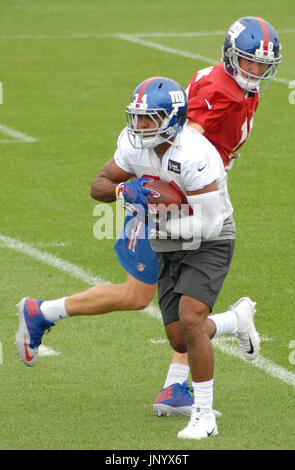 East Rutherford, New Jersey, USA. 21st May, 2018. New York Giants' wide  receiver Odell Beckham Jr (13) during organized team activities at the  Quest Diagnostics Training Center in East Rutherford, New Jersey.