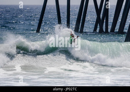 Huntington Beach, USA. 31 July, 2017. Kai Otton (AUS) competes in round 2 of competition at the 2017 VANS US Open of Surfing. Credit: Benjamin Ginsberg/Alamy Live News. Stock Photo