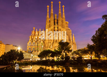 Spain Barcelona Spain Barcelona antoni gaudi sagrada familia Barcelona la sagrada familia cathedral Barcelona Spain catalunya catalonia eu Europe Stock Photo