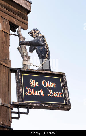 Ye Olde Black Bear pub, Tewkesbury Stock Photo