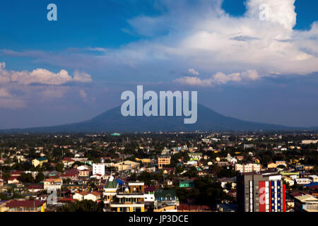 Mount Arayat, Angeles City, Pampanga, Philippines Stock Photo - Alamy