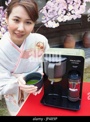 Sharp Healsio Ocha Presso Japanese Tea Maker