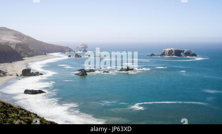 Panoramic view of the Pacific Coast and Arched Rock at Sonoma Coast state Park, California, USA, on a sunny Summer day. Stock Photo