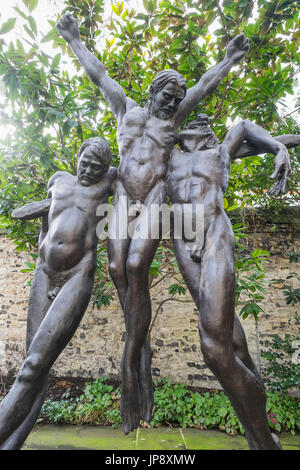 England, London, Westminster Abbey, The College Garden, Statue of The Crucifixion by Enzo Plazzotta Stock Photo