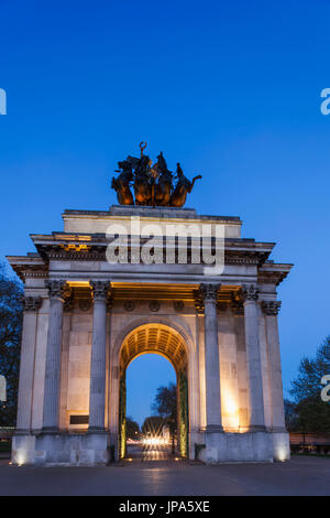 England, London, Westminster, Hyde Park Corner, Wellington Arch