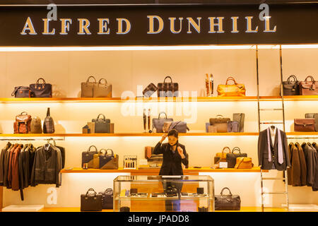 Alfred Dunhill Shop Hi Res Stock Photography And Images Alamy