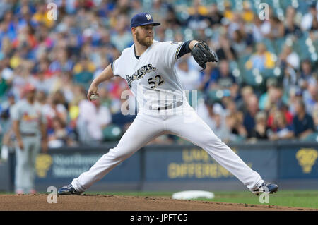Milwaukee, WI., USA. 1st August, 2017. Milwaukee Brewers starting pitcher Jimmy Nelson #52 delivers a pitch in the first inning of the Major League Baseball game between the Milwaukee Brewers and the St. Louis Cardinals at Miller Park in Milwaukee, WI. John Fisher/CSM Stock Photo