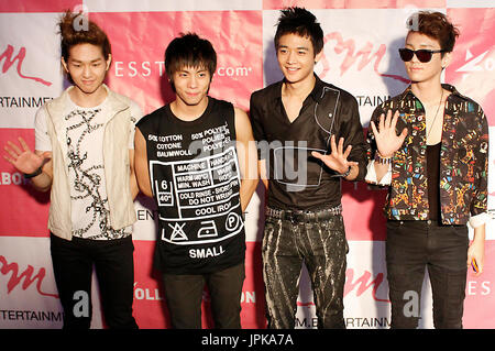 SHINee at the SMTOWN LIVE '10 WORLD TOUR Official After Party 