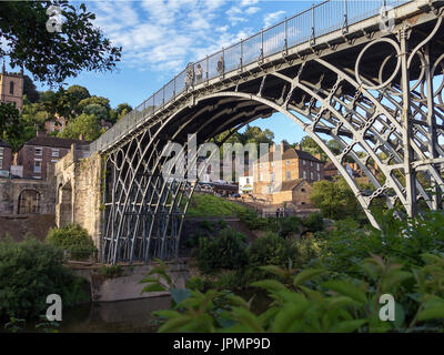 The Iron Bridge was built in 1779 by Abraham Darby to span the towns either side of the River Severn, and it was the first bridge to be built in iron. Stock Photo