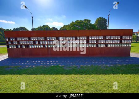 Photos of victims who died trying to cross the Berlin Wall at the Berlin Wall Memorial on Bernauer Strasse, Berlin, Germany Stock Photo