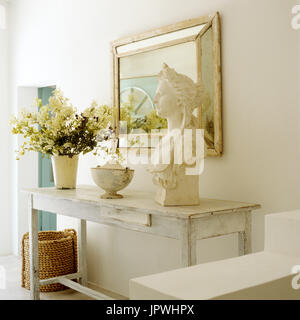Gustavian style hall table and decor Stock Photo