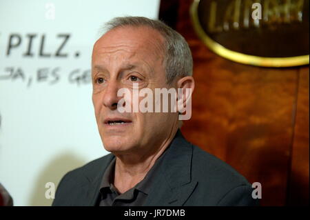 Vienna, Austria. July 4, 2017 . Presentation of the 'Now - list Pilz'. Picture shows the ex-Green MP Peter Pilz. Credit Franz Perc/Alamy Live News Stock Photo