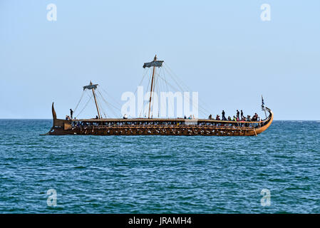Ancient trireme Olympias underway Stock Photo - Alamy