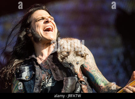 Chuck Garric, bass player of US band 'Alice Cooper', performing on the Harder Stage of the Wacken Open Air Festivals in Wacken, Germany, 05 August 2017. The Wacken Open Air takes place between 03 and 05 August 2017. Photo: Christophe Gateau/dpa Stock Photo