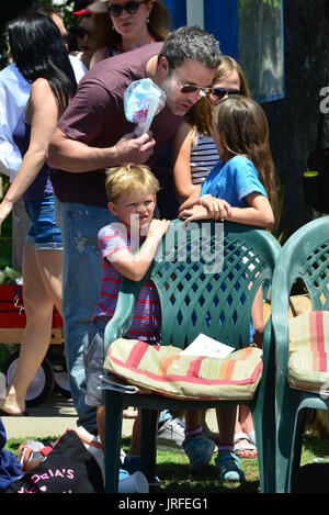 Ben Affleck takes his three children to church Featuring: Ben Affleck
