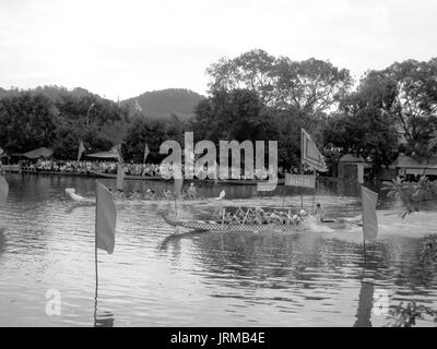 HAI DUONG, VIETNAM, March 2: People race the traditional boat on lake on March 2, 2013 in Kiep Bac – Con Son festival, Chi Linh, Hai Duong, Vietnam. K Stock Photo