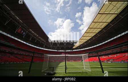 London, UK. 06th Aug, 2017. Arsenal vs Chelsea FA Community Shield 2017. FA Community Shield, Sunday 6 August, Wembley Sadium, London, England. Credit: Allstar Picture Library/Alamy Live News