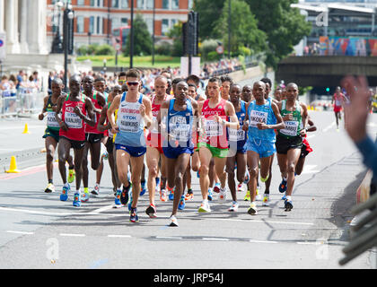 London, UK. 6th August, 2017. Callum Hawkins (front, left of centre)  from Great Britain leads the pack early in the Men's Marathon at the IAAF World Athletics Championships Credit: Phil Swallow Photography/Alamy Live News Stock Photo