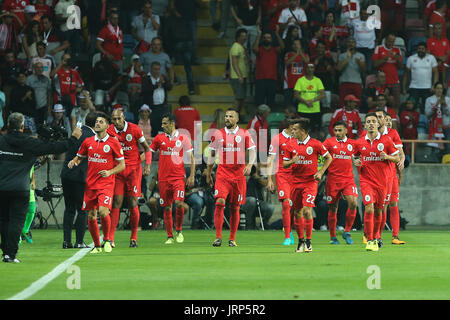 Benfica«s goalkeeper Bruno Varela from Portugal celebrating a goal scored  by Benfica«s forward Jonas from Brazil during the Candido Oliveira Super  Cup match between SL Benfica and Vitoria Guimaraes at Municipal de