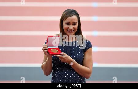 London, UK. 06th Aug, 2017. Jessica Ennis-Hill GBR) receives her gold medal from the Daegu 2011 championships following her promotion from silver. IAAF world athletics championships. London Olympic stadium. Queen Elizabeth Olympic park. Stratford. London. UK. 06/08/2017. Credit: Sport In Pictures/Alamy Live News Stock Photo