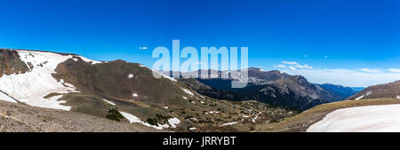 Trail Ridge Road is the name for a stretch of U.S. Highway 34 that traverses Rocky Mountain National Park from Estes Park, Colorado in the east to Gra Stock Photo