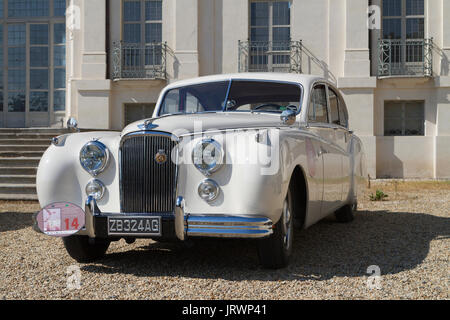 A 1952 Jaguar MK VII in front of Stupinigi castle. Vintage cars and sportscar on exhibition in Torino during Parco Valentino car show. Stock Photo