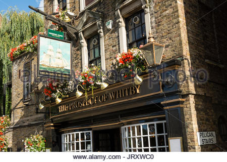 The Prospect of Whitby Shadwell public house pub tavern dock river ...