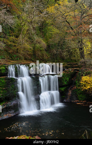 Sgwd Y Pannwr in autumn. Stock Photo