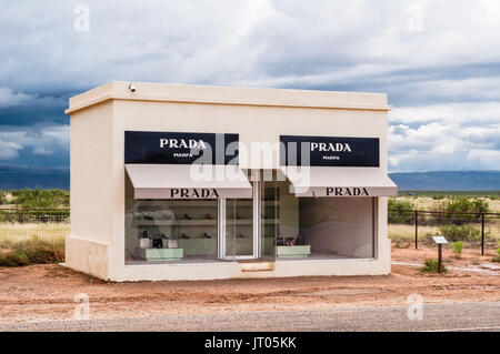 Prada marfa, tx hi-res stock photography and images - Alamy