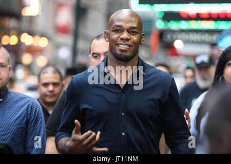 New York, USA. 07th Aug, 2017. Jonathan Dwight Jones, better known as Jon 'Bones' Jones, is an American mixed martial arts fighter, UFC heavyweight champion is seen in the Times Square region in New York this Monday Thursday, 07. (Photo: William Volcov/Brazil Photo Press) Stock Photo