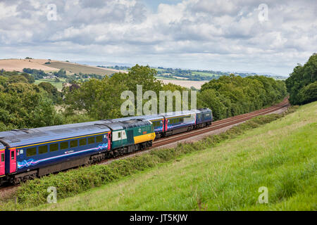 HST 43002 powering up St Germans Bank, Cornwall Stock Photo