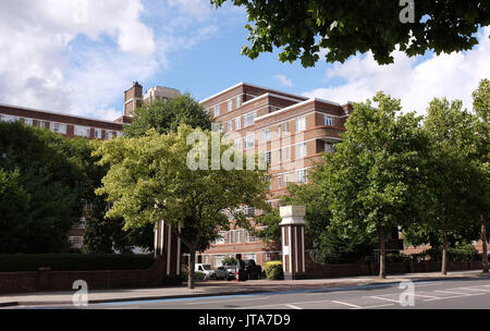 London UK - Du Cane Court is an Art Deco apartment block on Balham High Road, Balham, south London. A distinctive local landmark, Stock Photo