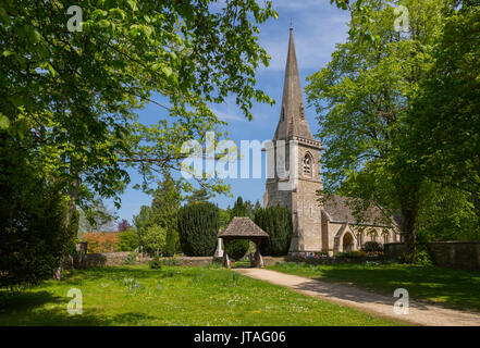 St. Mary's Parish Church in Lower Slaughter, Cotswolds, Gloucestershire, England, United Kingdom, Europe Stock Photo