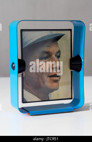 Rotating vintage photo frame with photo by Frank Sinatra Stock Photo