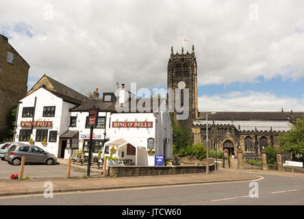 Halifax Minster and the Ring O' Bells public house, West Yorkshire, UK Stock Photo