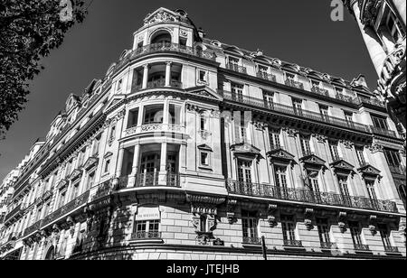 Beautiful mansions in the city of Paris Stock Photo