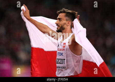 Poland's Adam Kszczot celebrates silver in the Men's 800m Final during day five of the 2017 IAAF World Championships at the London Stadium. Stock Photo