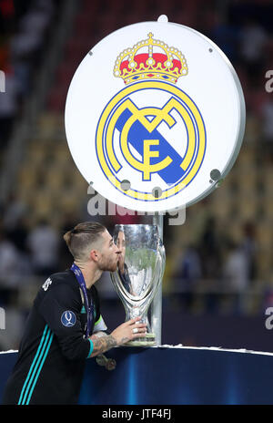 Real Madrid's Sergio Ramos poses in front of photographers with the ...