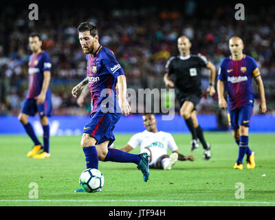 Leo Messi of FC Barcelona and Sergio Ramos of Real Madrid during the ...