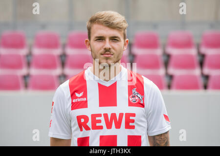German Bundesliga, official photocall FC Cologne for season 2017/18 in Cologne, Germany: Jannes Horn. Foto: Rolf Vennenbernd/dpa | usage worldwide Stock Photo