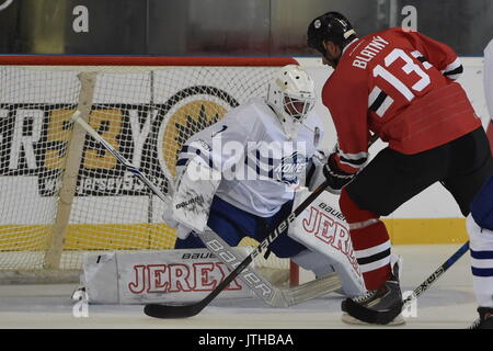 Brno, Czech Republic. 09th Aug, 2017. Czech ice hockey player Martin Havlat finished his career in hockey exhibition match against HC Kometa Brno in Brno, Czech Republic, on August 9, 2017. On the photo Zdenek Blatny of Kometa, left, and Zdenek Blatny of Martin Havlat Team. Credit: Vaclav Salek/CTK Photo/17�Թ����� Live News Stock Photo