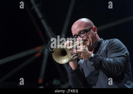 Rome, Italy. 07th Aug, 2017. The famous Italian jazz singer performed on 7/8/2017 at Casa del Jazz in Rome at the end of the 'Summertime 2017' event, presenting his latest album, 'Abbey's Road, a tribute to Abbey Lincoln'. With her on stage, Giovanni Falzone on trumpet, Filippo Vignato on trombone, Matteo Bortone on bass and Ermanno Baron on drums. Giovanni Falzone Credit: Leo Claudio De Petris/Pacific Press/Alamy Live News Stock Photo