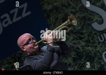 Rome, Italy. 07th Aug, 2017. The famous Italian jazz singer performed on 7/8/2017 at Casa del Jazz in Rome at the end of the 'Summertime 2017' event, presenting his latest album, 'Abbey's Road, a tribute to Abbey Lincoln'. With her on stage, Giovanni Falzone on trumpet, Filippo Vignato on trombone, Matteo Bortone on bass and Ermanno Baron on drums. Giovanni Falzone Credit: Leo Claudio De Petris/Pacific Press/Alamy Live News Stock Photo