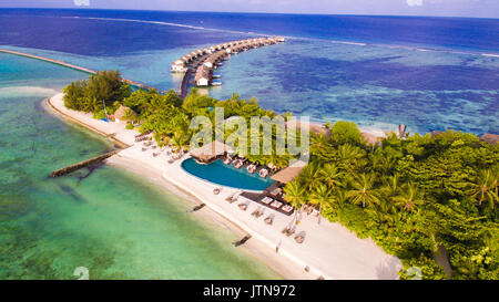 Maldivian Resorts, Aerial view of the poolside of Residence Maldives Resort Stock Photo