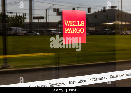 Ft. Wayne - Circa August 2017: Wells Fargo Retail Bank Branch. Wells Fargo is a Provider of Financial Services XIII Stock Photo